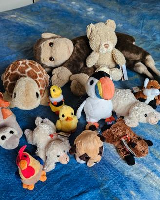 Lotto 16 peluche TRUDI
