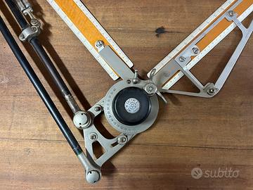 Tecnigrafo professionale antico