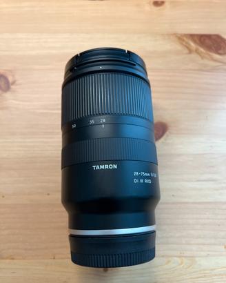 Tamron  28–75 mm F/2.8 III RXD d, Zoom – Sony E