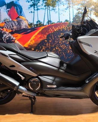Yamaha Tmax 560