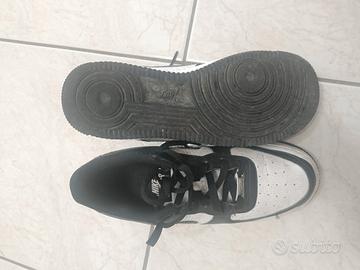 SCARPA AIR FORCE 1 NERA E BIANCA ORIGINALE 