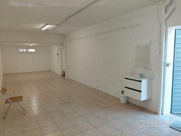Magazzino/laboratorio di fresco ristrutturato