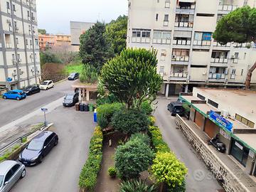 Indipendenza 3 vani 2° piano ascensorato