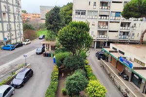 Indipendenza 3 vani 2° piano ascensorato