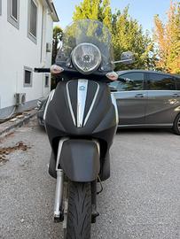Beverly 250 tourer