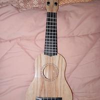 giocattolo ukulele