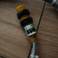 Fotocellula Omron E3F-R1B4