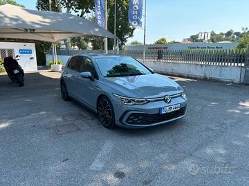 Volkswagen Golf 2.0 GTD 200 CV DSG