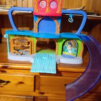 base dei super pigiamini con personaggi 