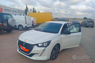 PEUGEOT 208 2ª serie - 2023