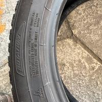 Gomme da neve 245 45 R19