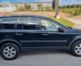 Volvo XC 90 XC90 2.4 D5 185 CV AWD Momentum