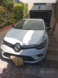 Renault Clio due