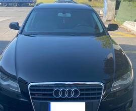 AUDI A4 4ª serie - 2011