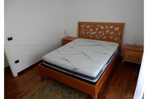 Bilocale finemente arredato con box e terrazza