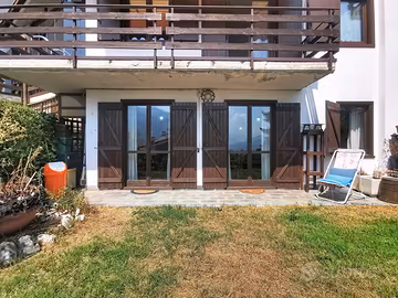 Appartamento piano terra con giardino