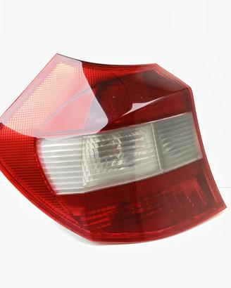 STOP FANALE POSTERIORE SINISTRO BMW Serie 1 Serie