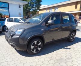 Fiat Panda hybrid city cross