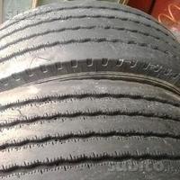 265 70 19.5 usate michelin