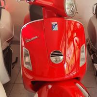 Piaggio Vespa 250 GTS