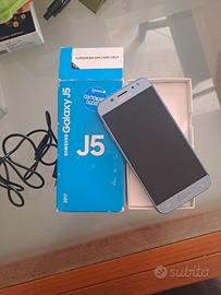 Samsung Galaxi J5.