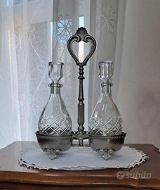 Set vintage olio e aceto in  vetro e peltro 95%