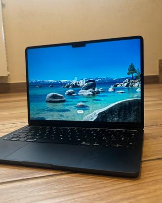 MacBook Air M2  2022 - 16GB/256GB - come nuovo