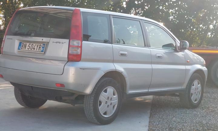 honda hrv 1.6  4wd