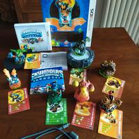 SKYLANDERS  base con personaggi aggiuntivi 