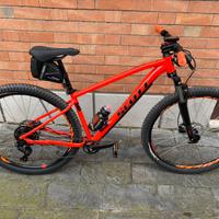 Rockrider Explore 500 29”+ ciclocomputer