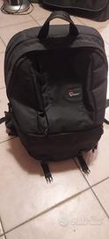 Zaino fotografico Lowepro LP142.