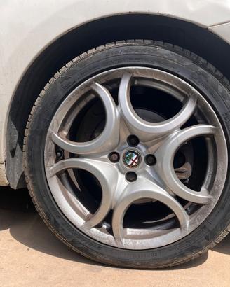 Cerchio Originale Alfa Romeo MiTo 17” + pneumatico