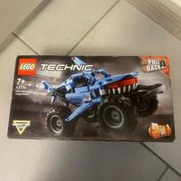 LEGO Technic Monster jam due in uno