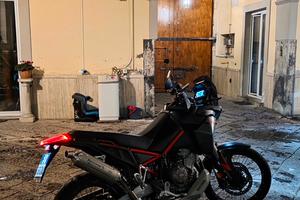 Aprilia Tuareg 660