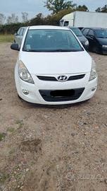 HYUNDAI i20 (01/09>) 1.2 Ber. 5p/b/1248cc
