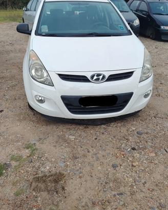 HYUNDAI i20 (01/09>) 1.2 Ber. 5p/b/1248cc