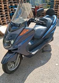 Scooter - Yamaha Majesty 250