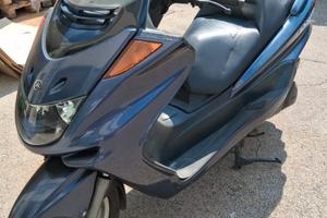 Scooter - Yamaha Majesty 250