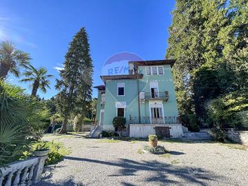 Villa singola - Marchirolo