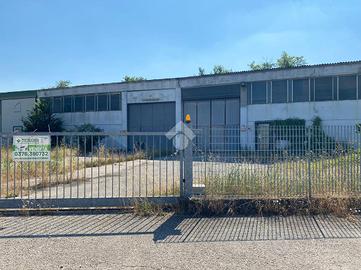 CAPANNONE A PORTO MANTOVANO