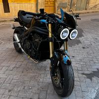 Triumph speed triple 1050