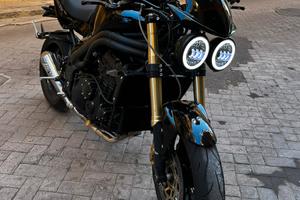 Triumph speed triple 1050