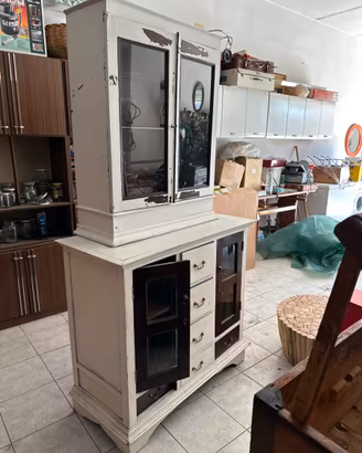 Madia antica/vetrina in legno stile rustico shabby