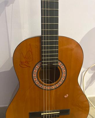 Chitarra autografata George Benson