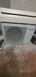 clima Daikin 12.000btu