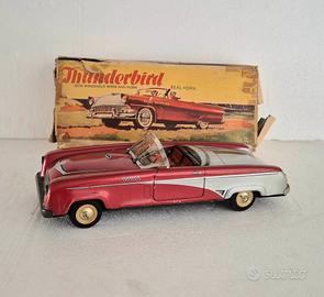 Macchina in latta anni 60 in box 