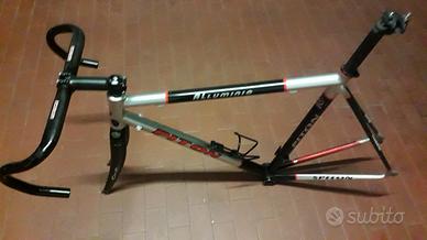 telaio bici corsa o scatto fisso 