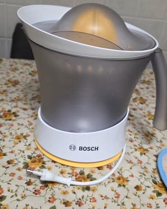Spremiagrumi Bosch.
