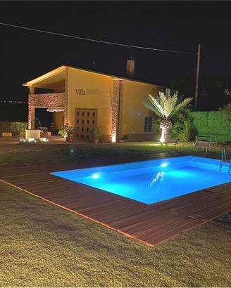 VILLA CON PISCINA-ARREDATA-UNIFAMILIARE 5KM DAL MA
