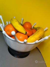 Porta frutta splash di latte